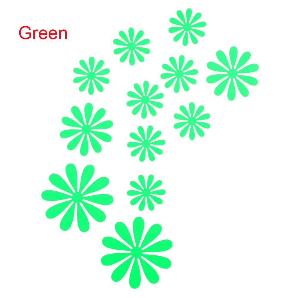 Green daisy flower wall decorations in assorted sizes